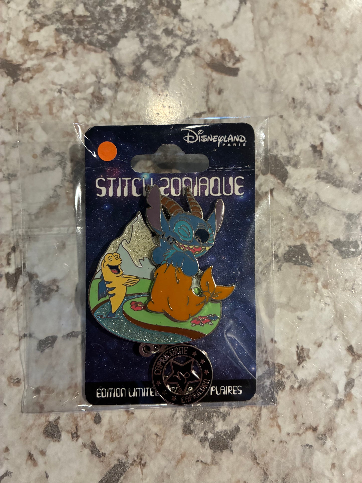 DLRP Disney Paris Stitch Zodiac Capricorn Pin LE 600 Zodiaque Dangle Disney Pin *slightly wobbly post