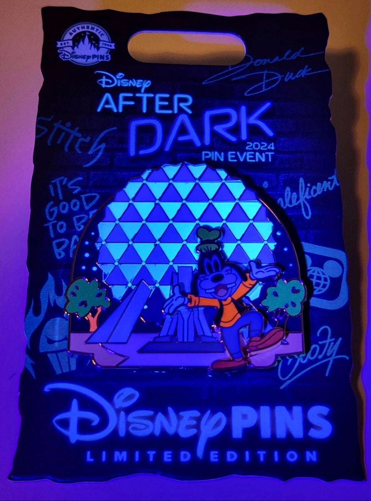 Disney After Dark Pin Event Limited Edition Goofy Epcot Pin LE 750