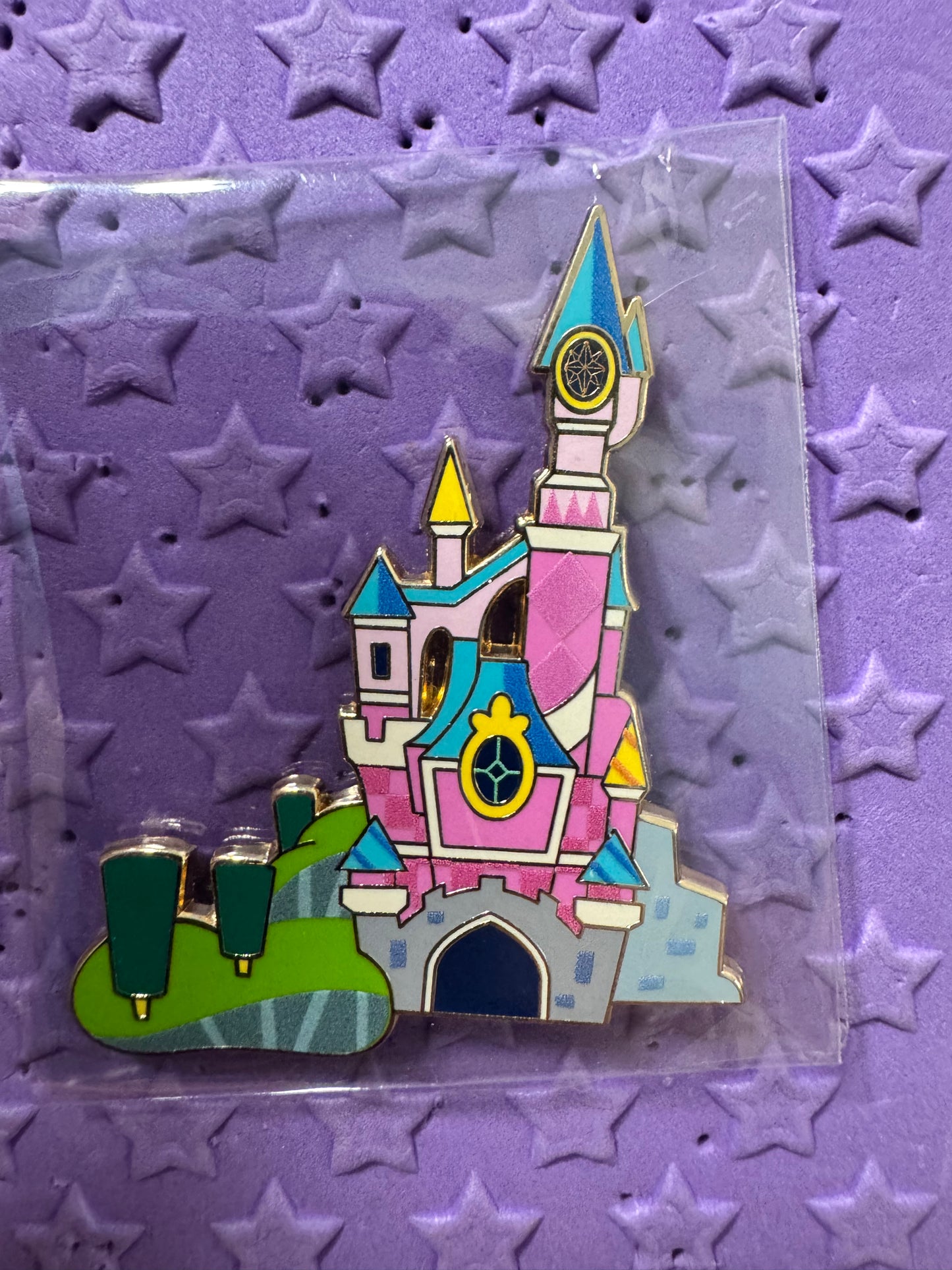 Disneyland Paris Castle Destination D23 WDI LE 500 Pin