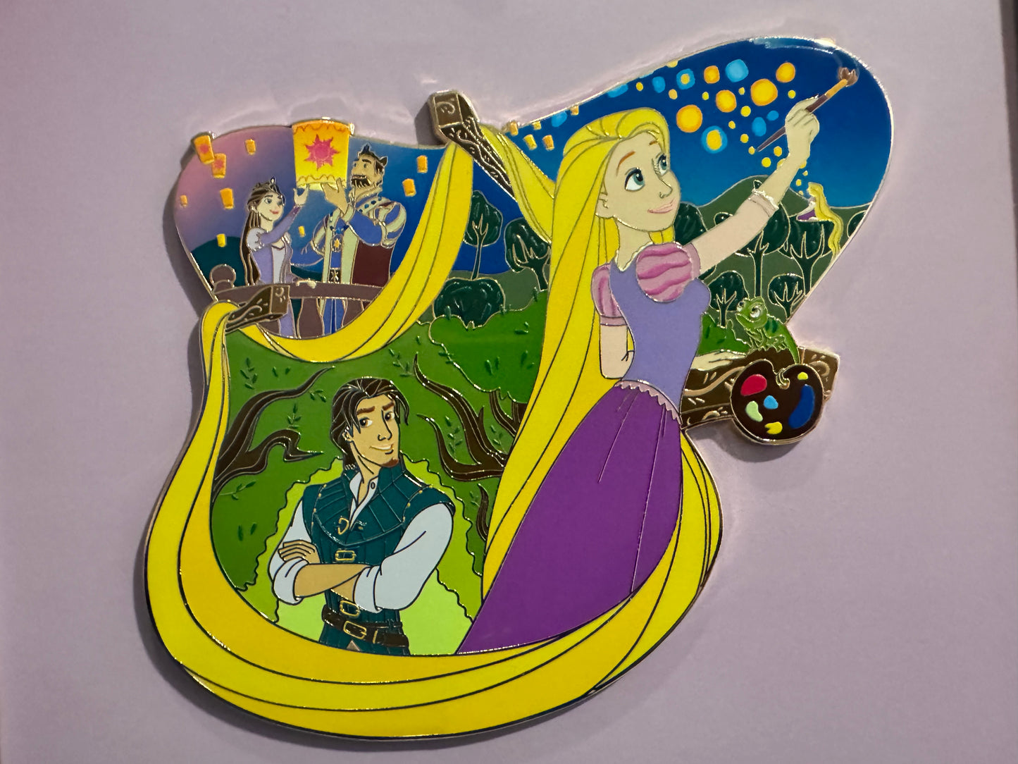 WDI Disney 15th Tangled Rapunzel Flynn Rider Super Jumbo LE 300 Boxed Pin