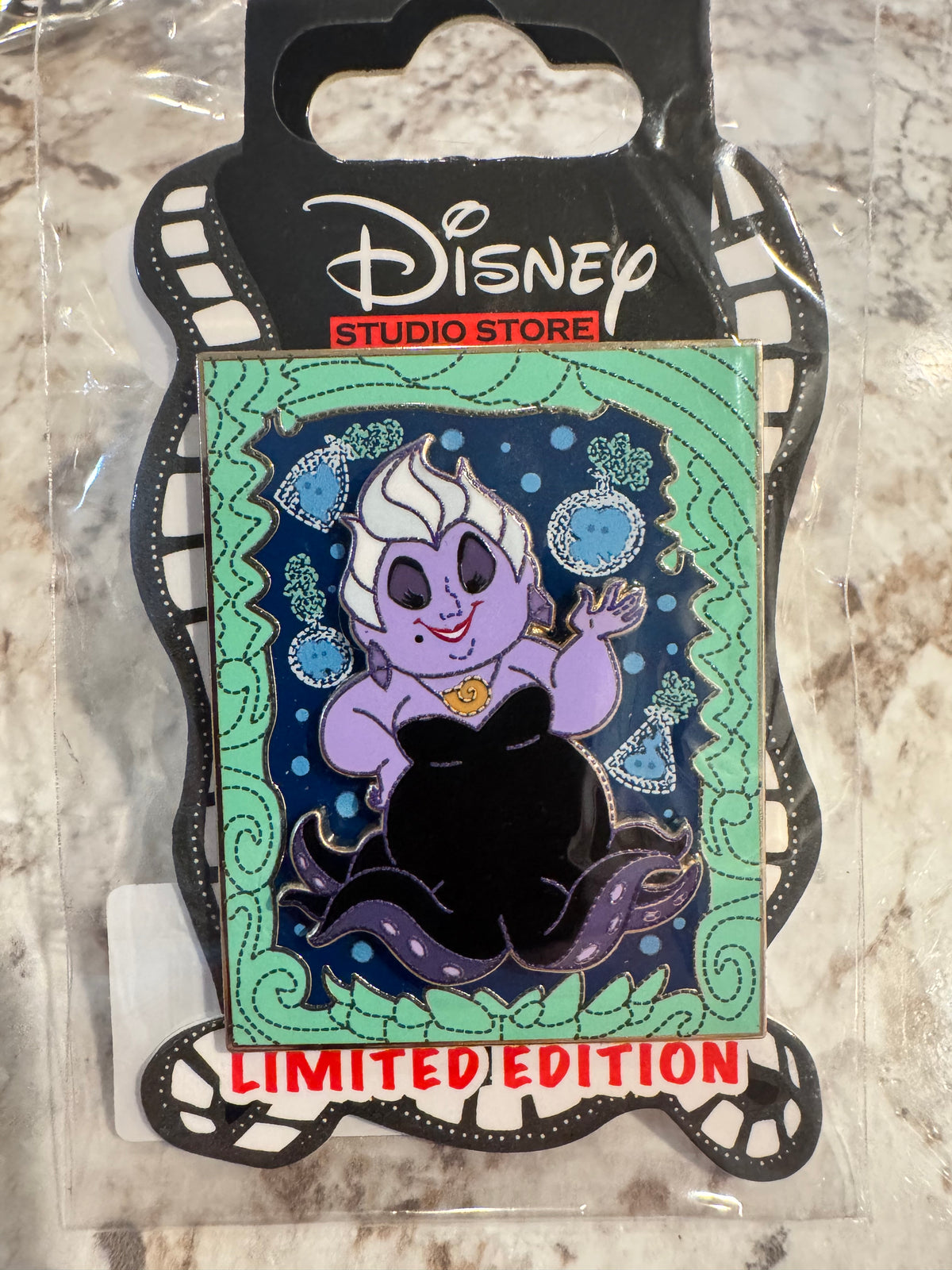 Maleficent Tapestry Pin 2026 Disney Ursula LE 400 DSSH DSF D23 Expo