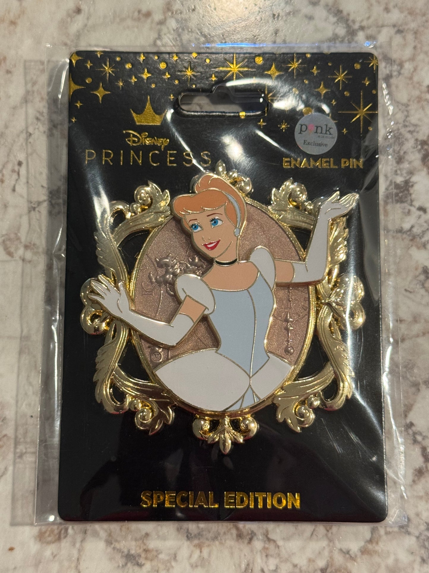 PALM Cinderella Gold Border Special Edition Pin LE 400 Disney Licensed Pin
