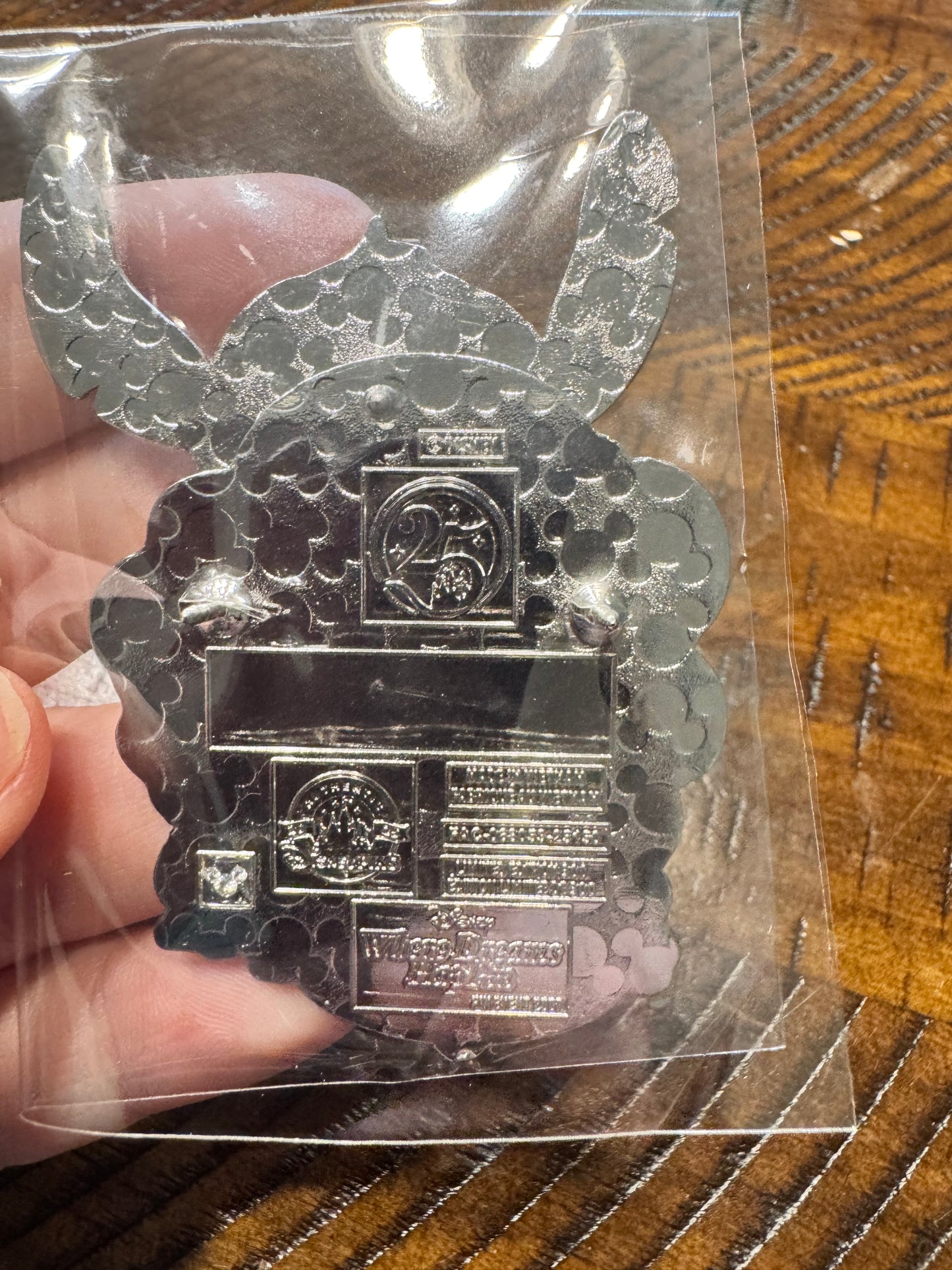 Disney Parks 25 years of Disney Pins Where dreams happin Stitch Jumbo pin LE300