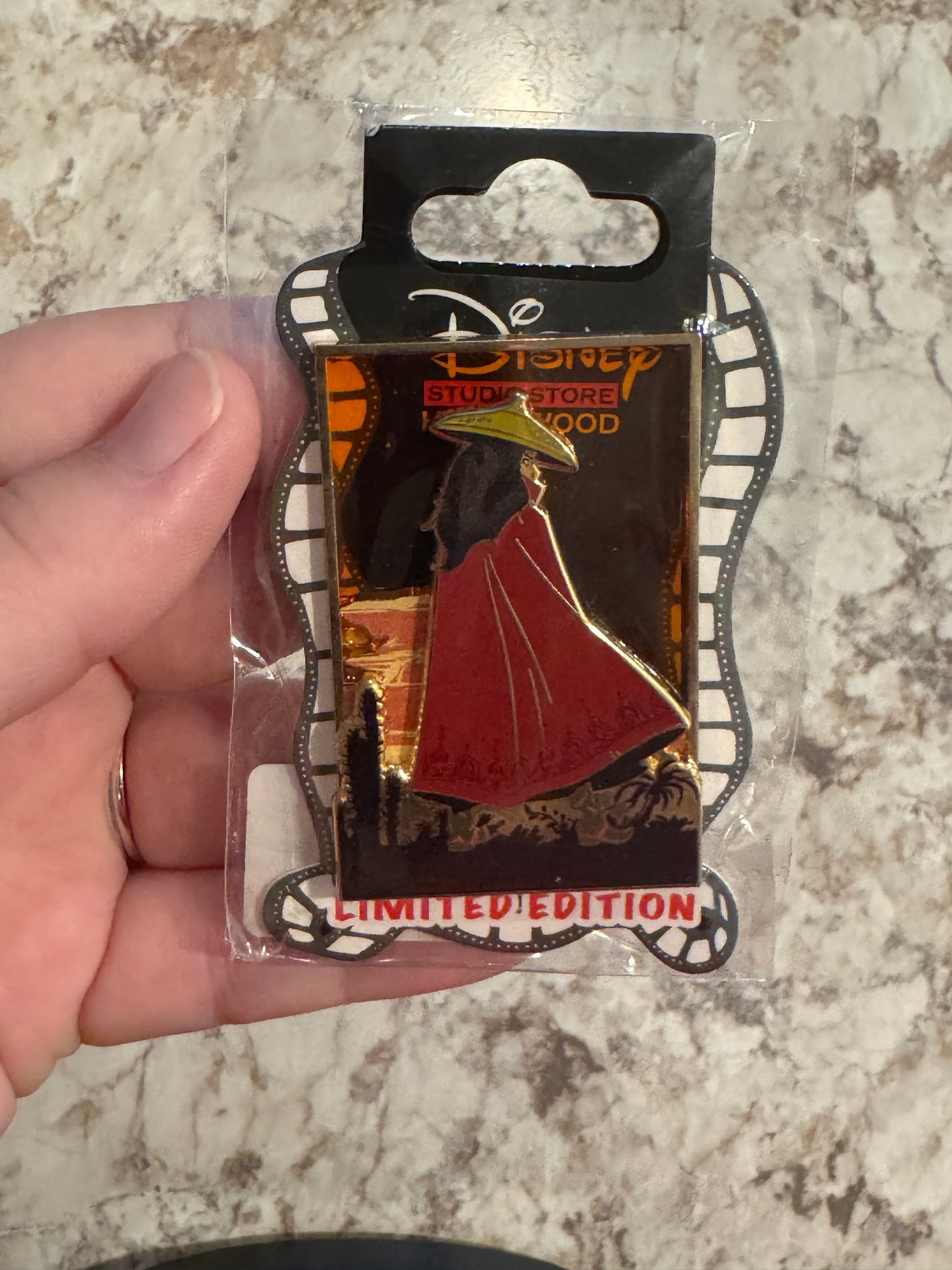 Disney Studio Store Raya and the Last Dragon Stained Glass LE400 pin DSF DSSH