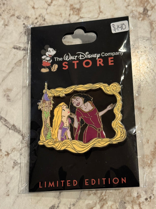 Mother Gothel and Rapunzel Mother Knows Best Tangled 15th Anniversary Series Disney Employee Center DEC LE 250