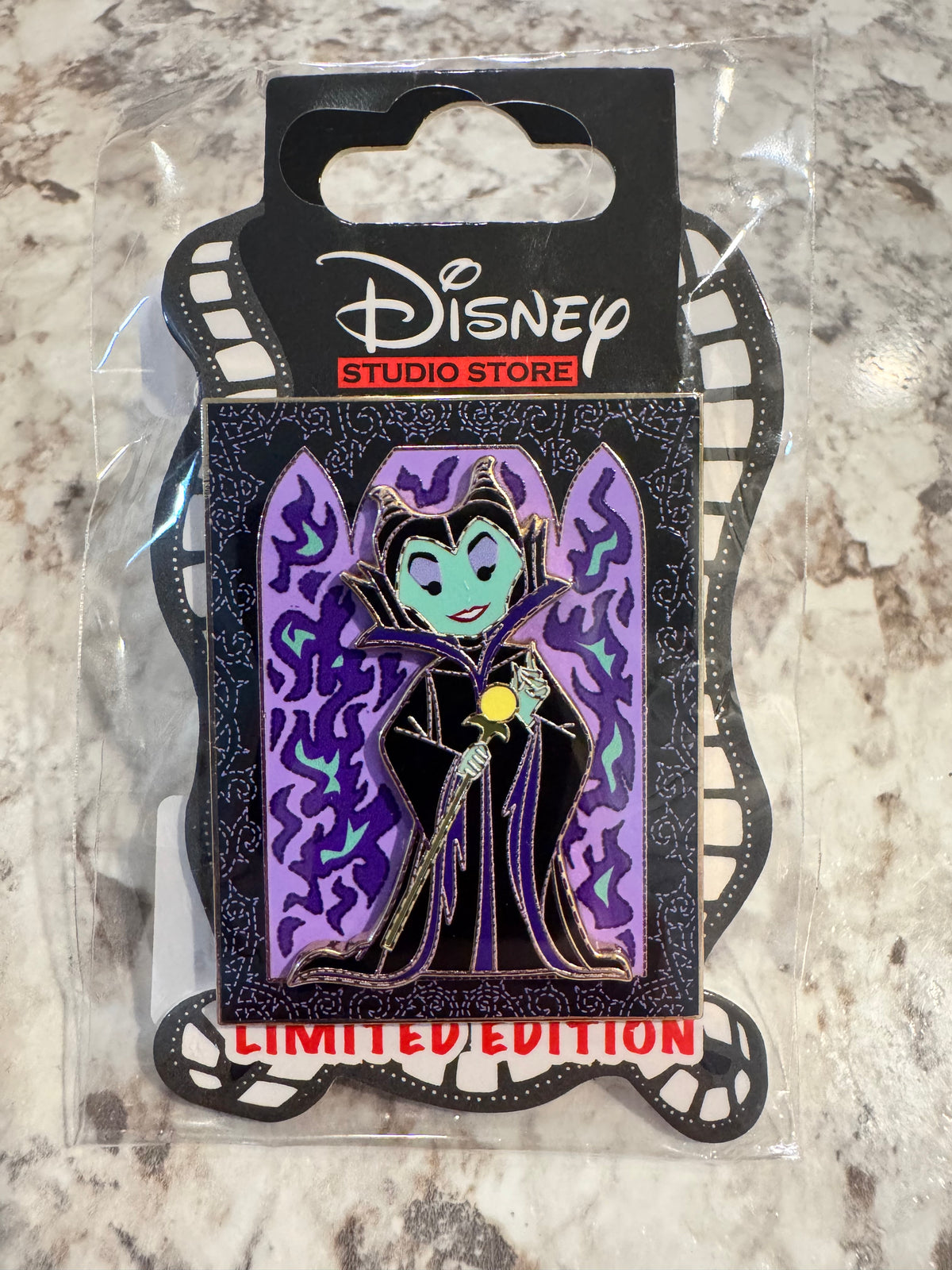 Maleficent Tapestry Pin 2026 Disney Sleeping Beauty LE 400 DSSH DSF D23 Expo