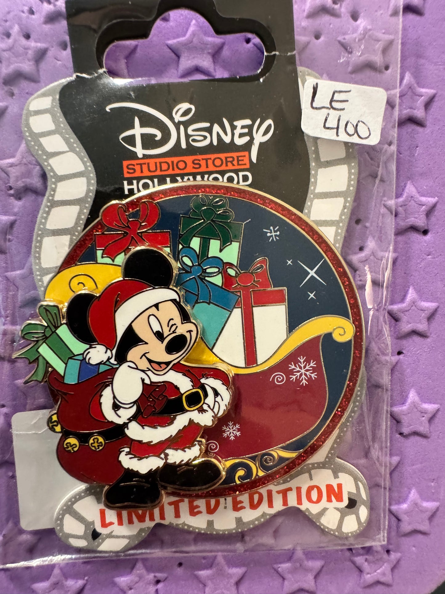 Disney DSF DSSH Santa Mickey Mouse with Sleigh Christmas Holiday 2024 LE 400 Pin