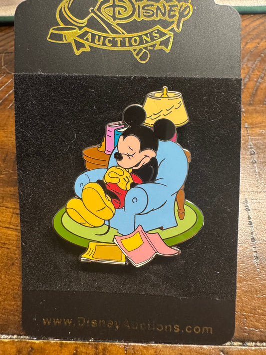 Disney Pin Disney Auctions Mickey Mouse Sleeping In Chair Pin LE 100