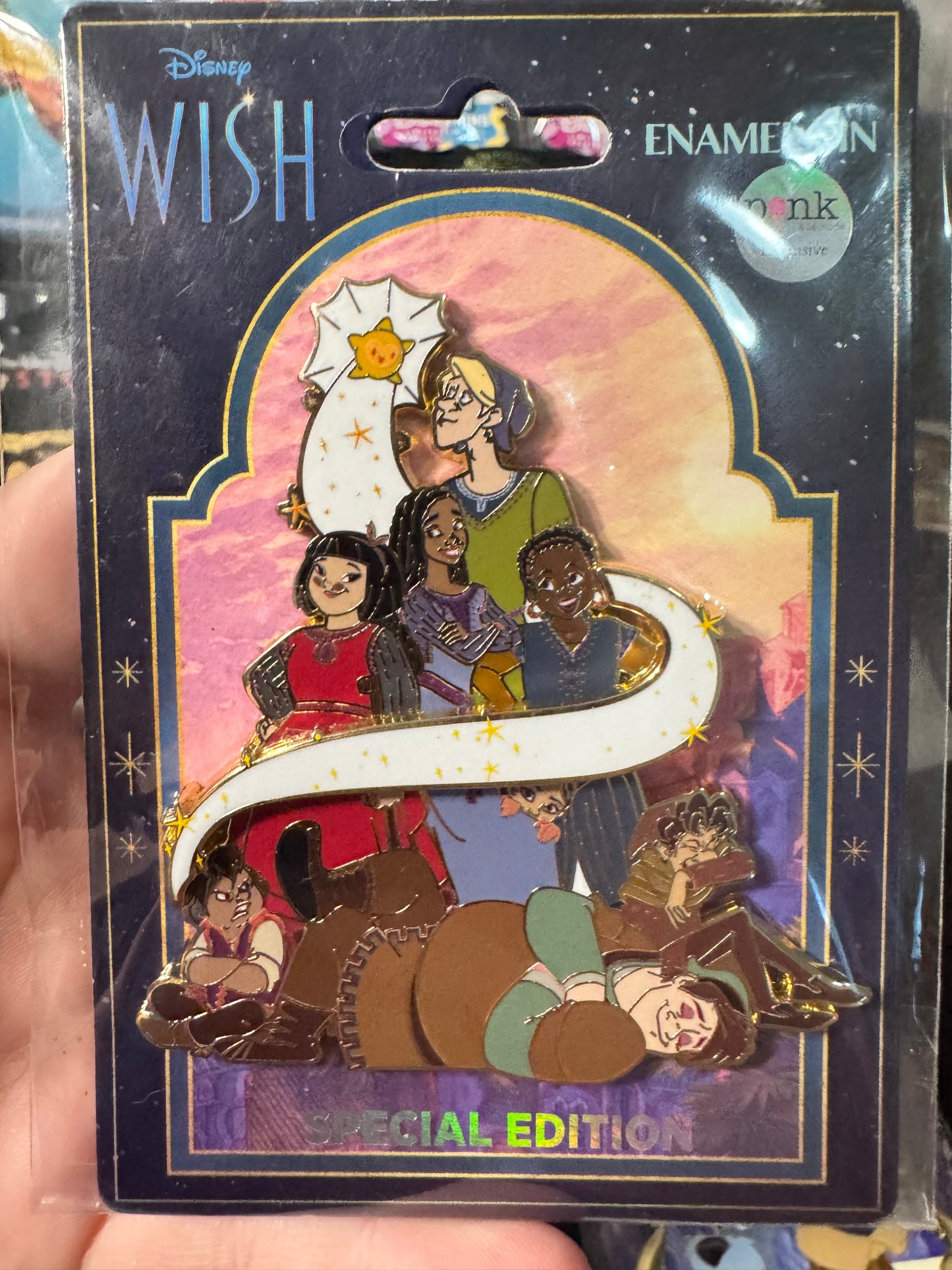 Disney WISH Asha, Star, Dahlia, Gabo, Dario, Simon, Hal,Safi, Bazeema LE150 Disney Pin