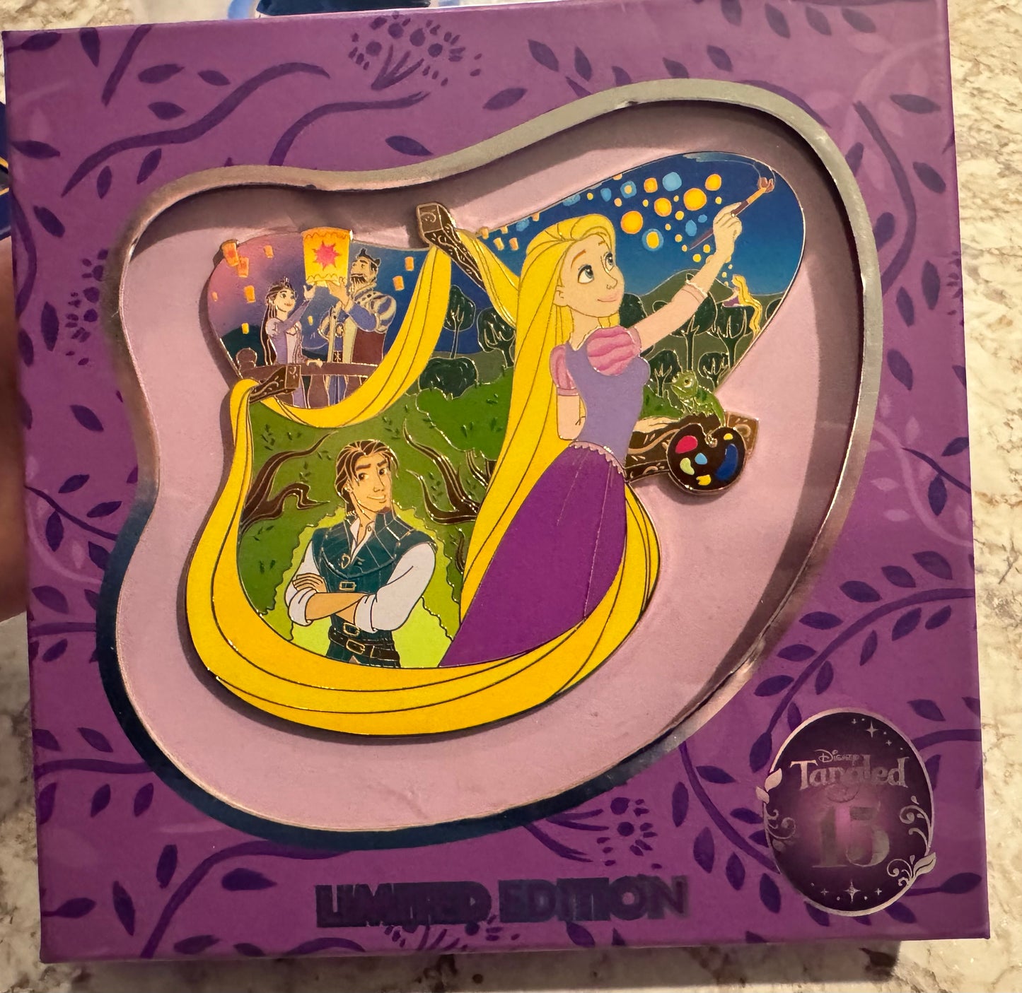 WDI Disney 15th Tangled Rapunzel Flynn Rider Super Jumbo LE 300 Boxed Pin