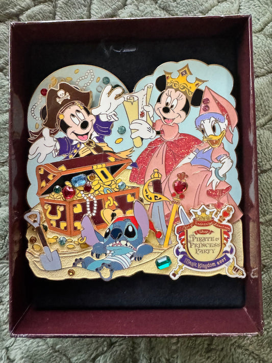Mickey, Minnie, Daisy and Stitch with Treasure Jumbo Disney's Pirate & Princess Party LE 750 Disney Pin