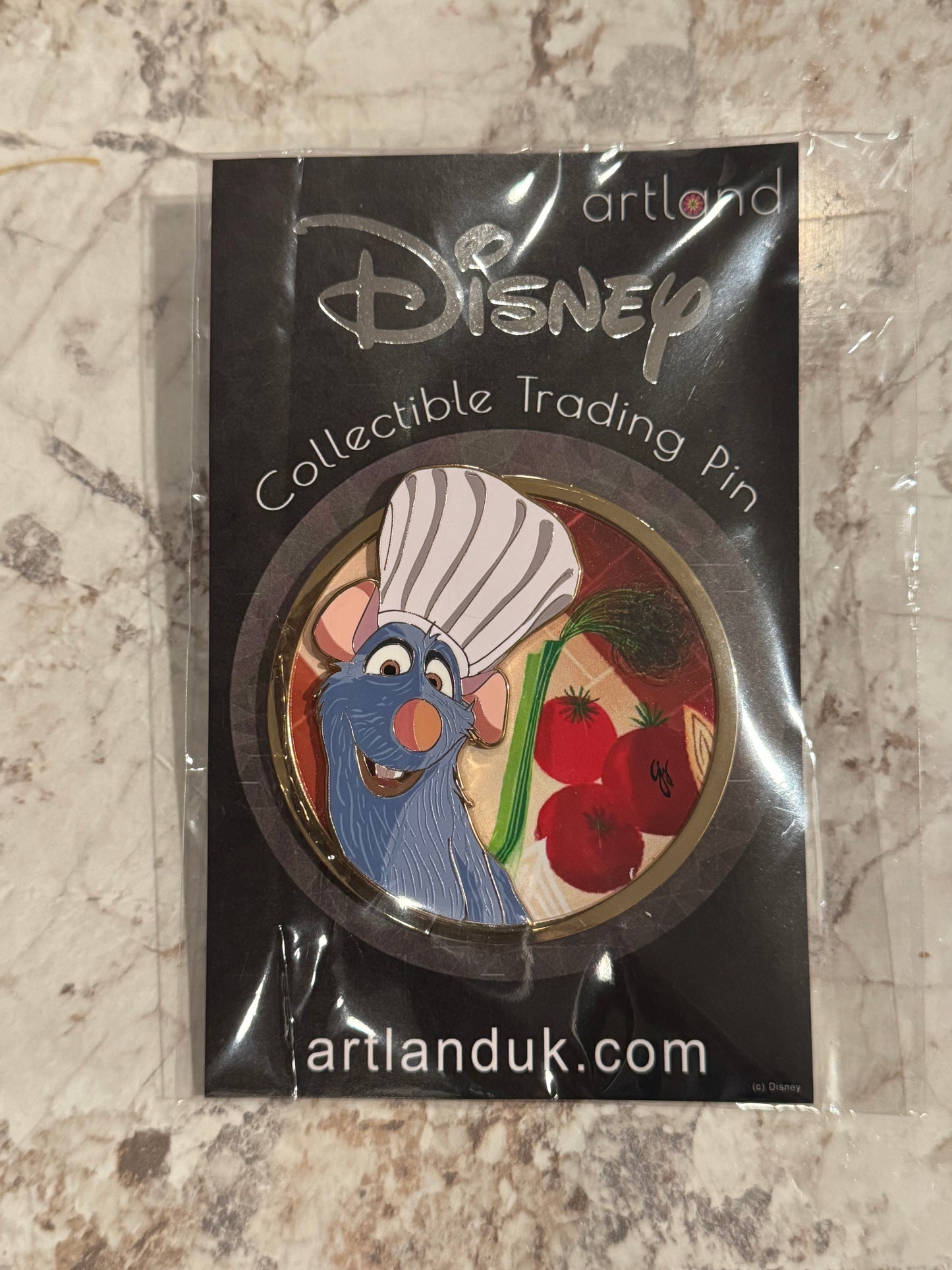 Disney Artland Ratatouille Remy the Chef LE 200 Pin
