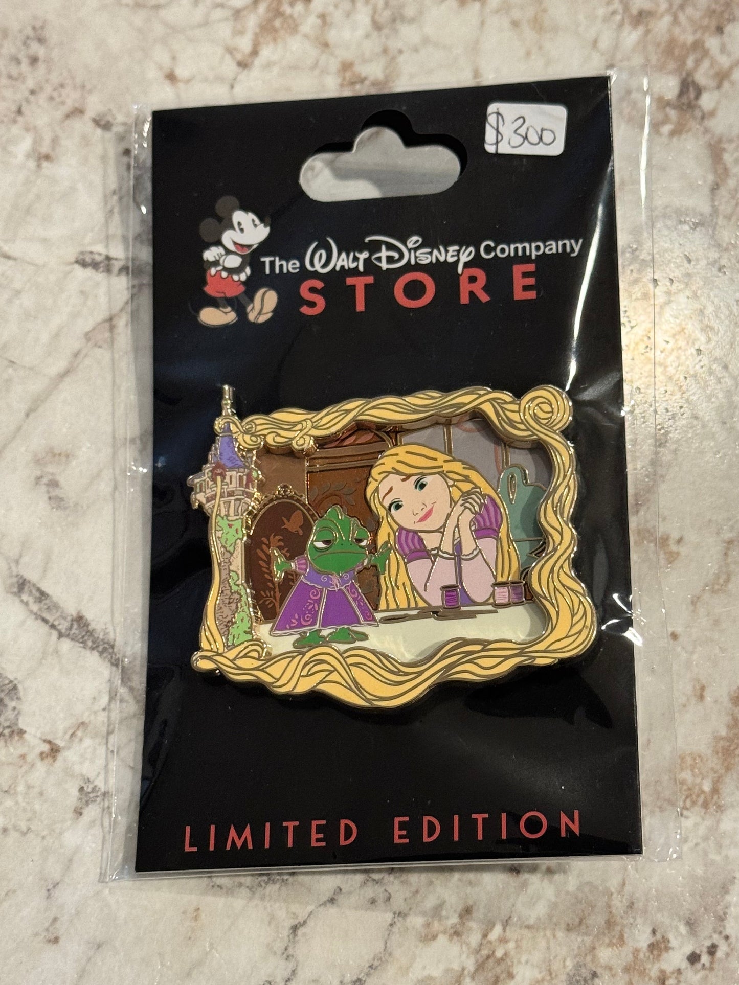 DEC Tangled 15th Anniversary Series Pascal and Rapunzel Dress-Up Time Pin LE 250