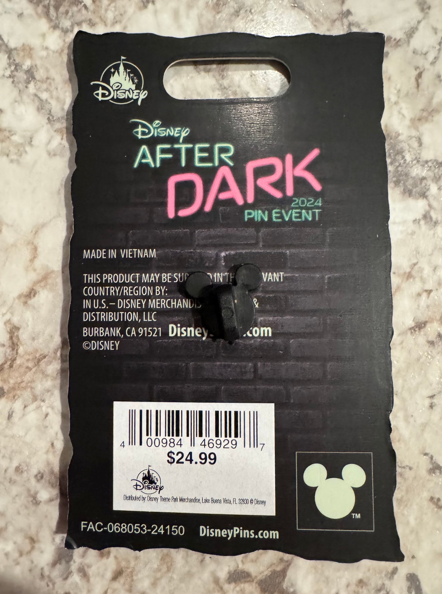 Disney After Dark Pin Event Limited Edition Goofy Epcot Pin LE 750