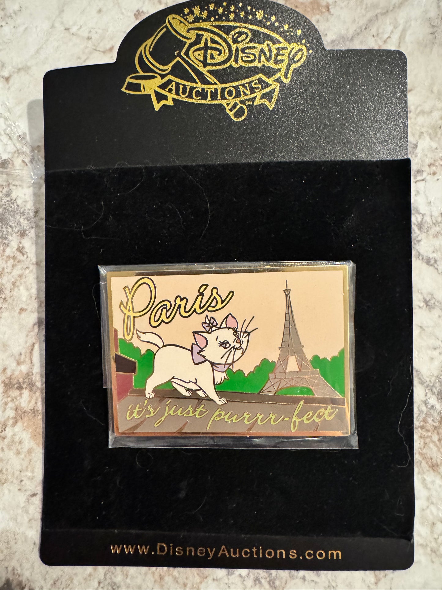 Disney Auctions Postcard Series #4 Marie in Paris Aristocats It’s Just Purrr-fect Disney Pin LE 100 Purfect