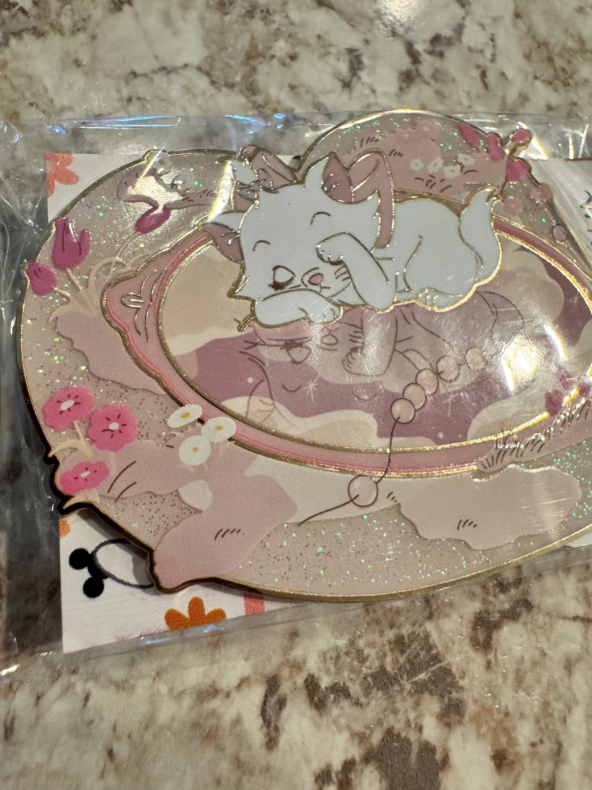 Chaser Marie Aristocats Head in Cloud Nap Mystery Pink a la Mode PALM Disney Pin