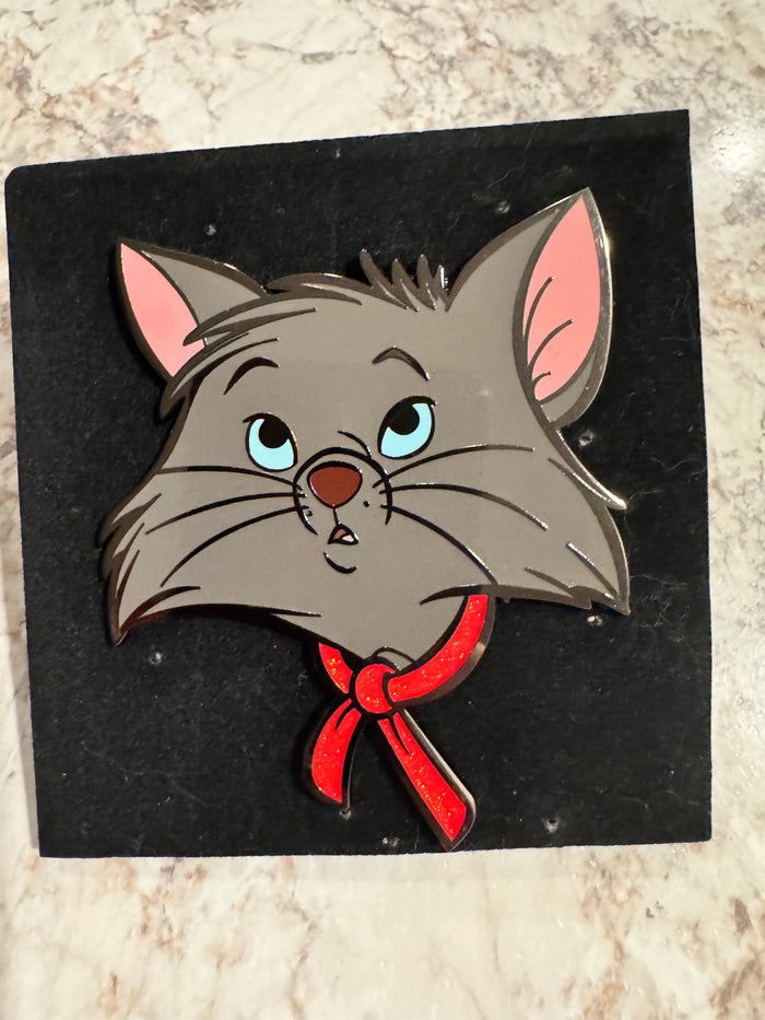 Disney Portrait Series Berlioz Pink a la Mode Collectible Pin LE 300