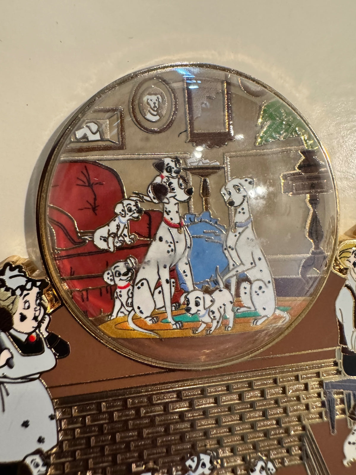 DEC Disney Employee Center 101 Dalmatians Pongo Perdita Snow Globe Pin LE 250