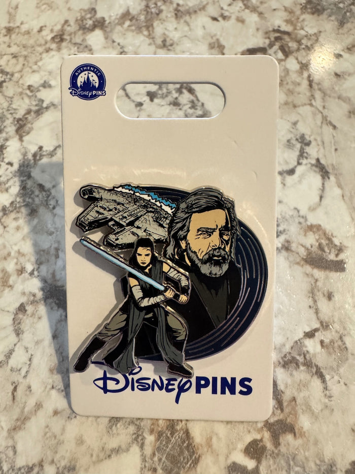 Disney Pin The Last Jedi Park Pin