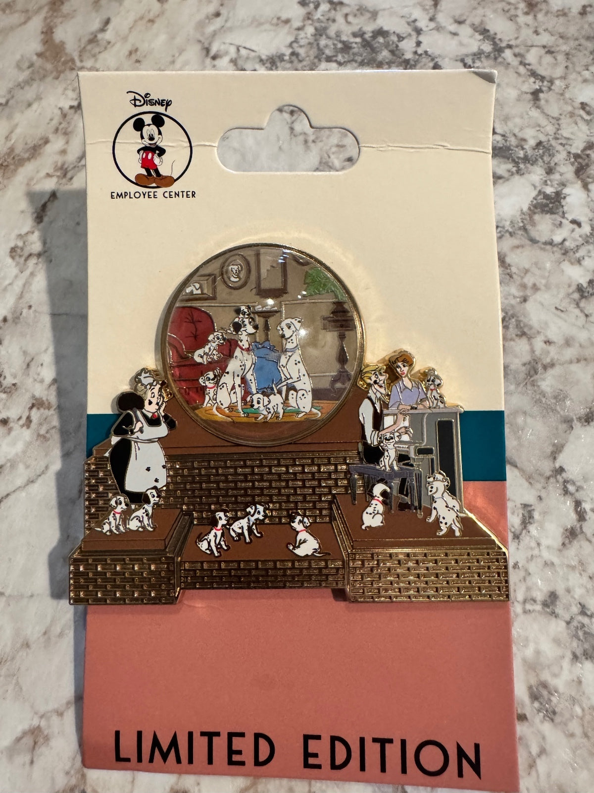 DEC Disney Employee Center 101 Dalmatians Pongo Perdita Snow Globe Pin LE 250