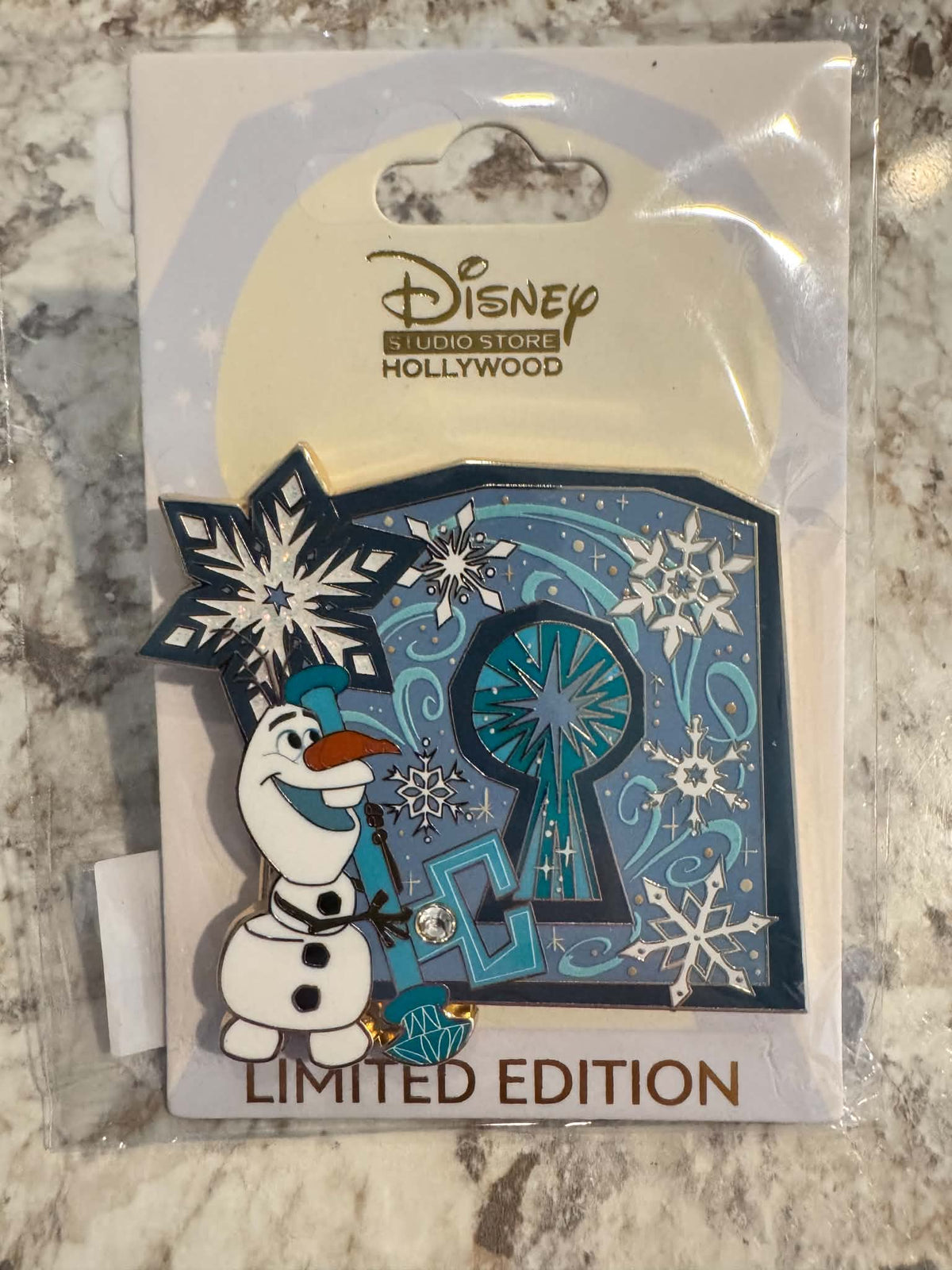 Olaf Unlocking the Magic D23 DSSH Disney Pin LE 400